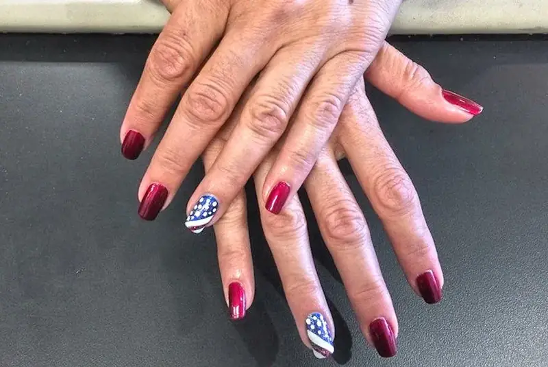 Acrylic nail services at Best Nails Spalon Commack NY